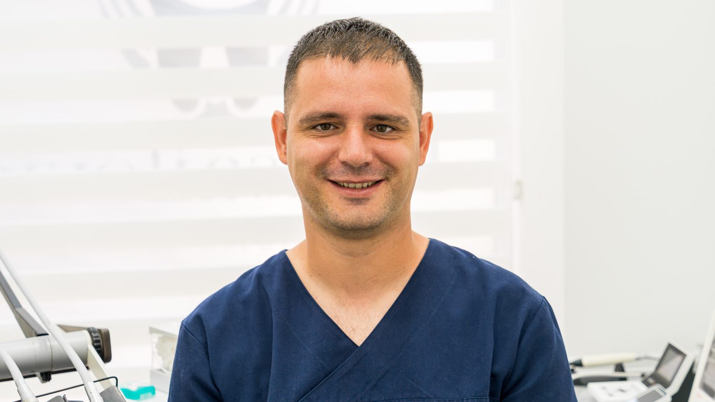 dr Nemanja Isailović